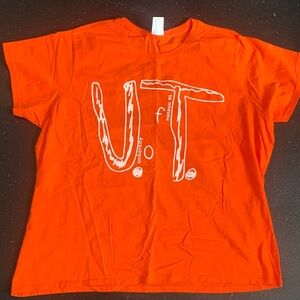 Ladies UT University of Tennessee anti bullying Tee - 3XL -  volunteers